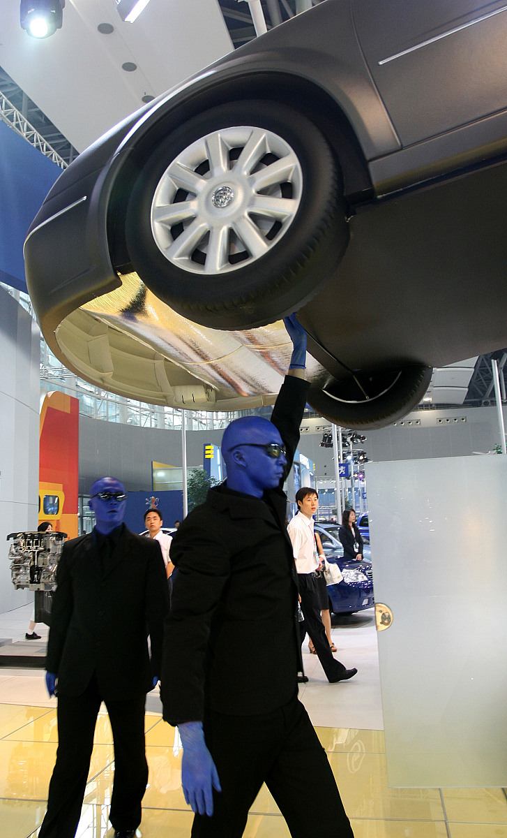 社会上批评特斯拉刹车不灵请为特斯拉做出危机公关