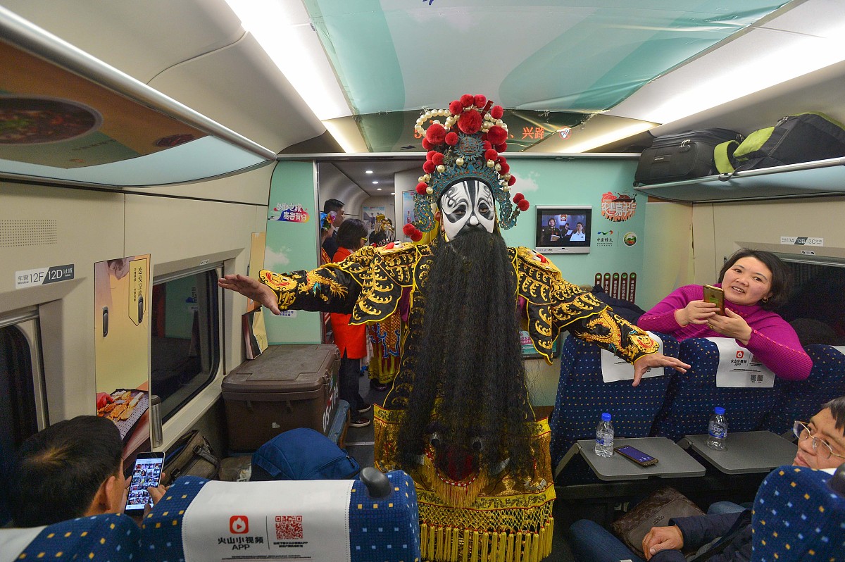 2020年重庆上铁路学校需要多少分