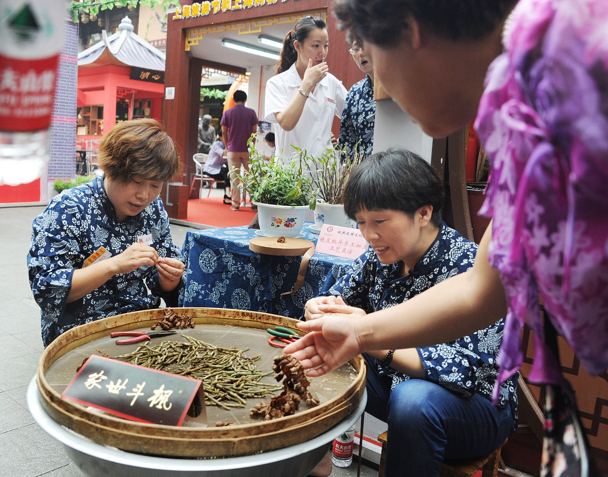 2014年9月10日,上海市,豫园经典品牌文化展当天起至10月7日在豫园商城
