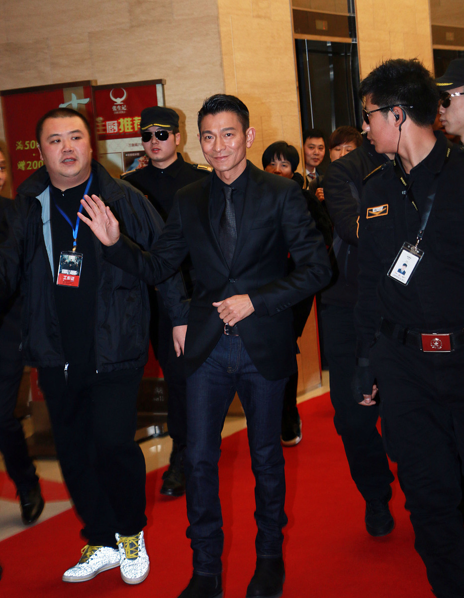 港片世界从超级警察开始