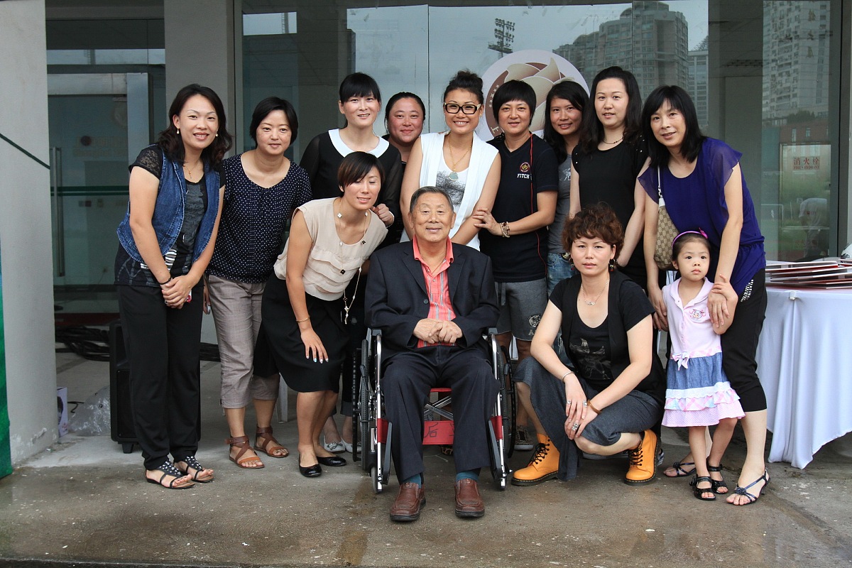 搜素北京邮电大学 现代邮政学院 王莉老师是否有留学经历