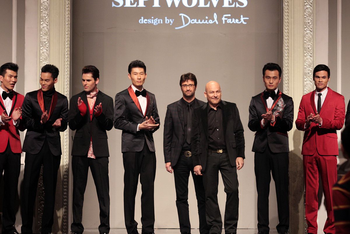 七匹狼公司服装制造业供应链现状总结成一大段话