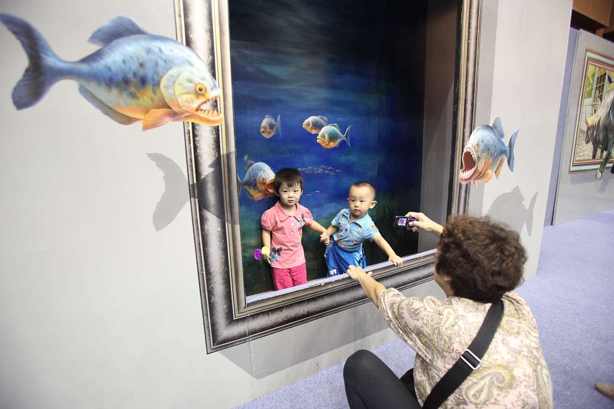 免费创建3D艺术展生成一个文章标题换一个不要探索换一个再换一个风格再换