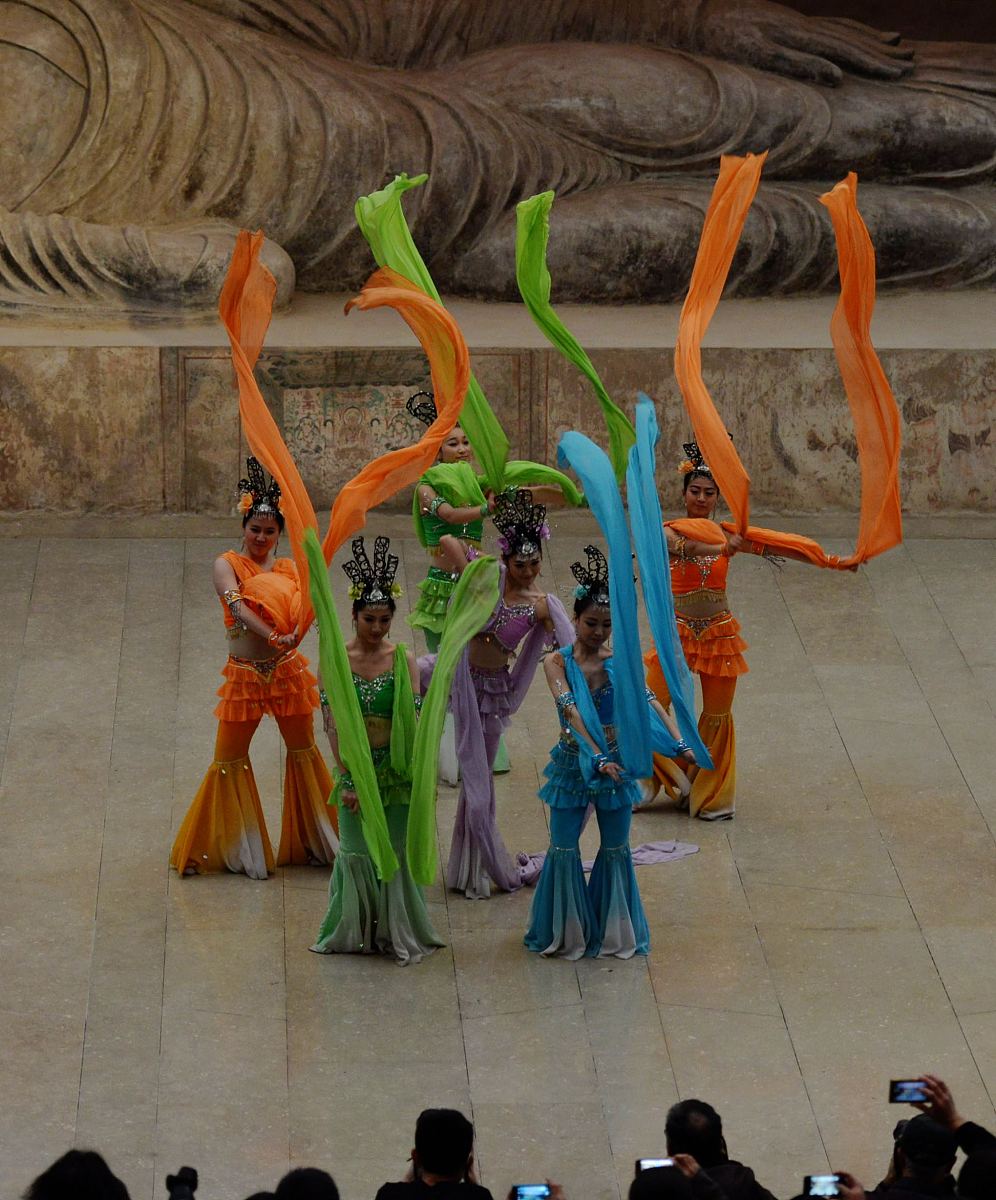 敦煌舞：中国古典舞蹈的瑰宝 - 历史、特点、意义与发展