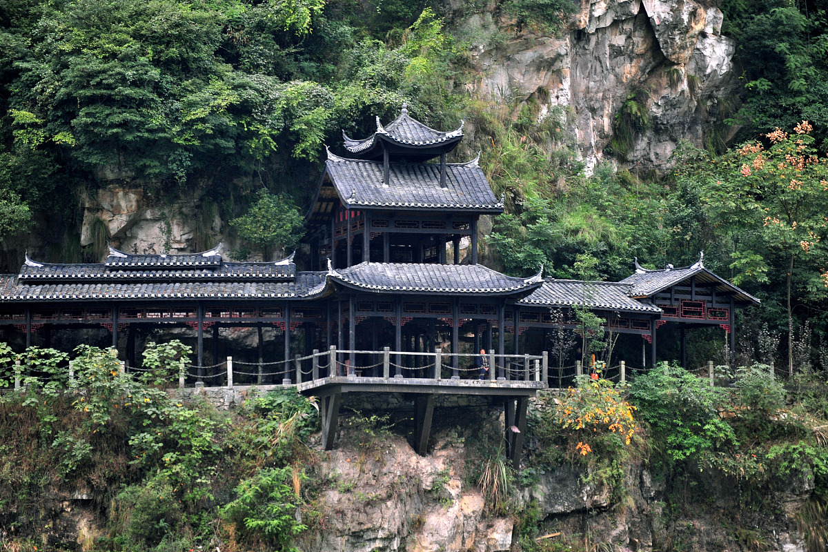 汉唐文化 SWOT 分析：优势与劣势策略