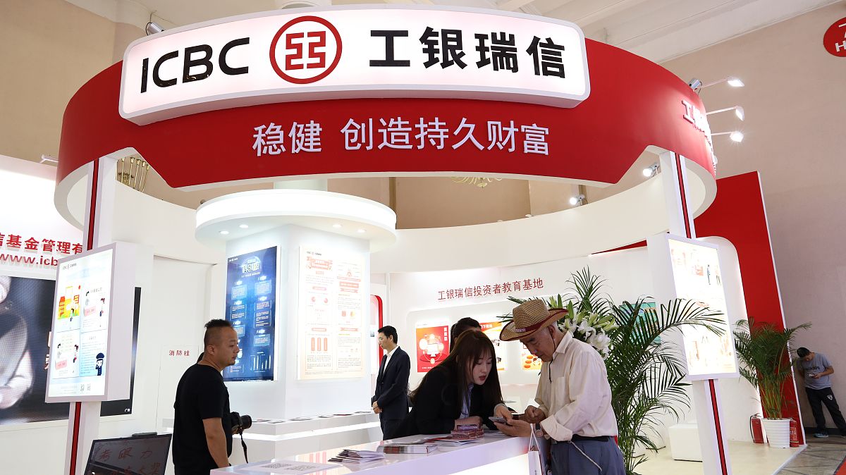 青岛外事服务学校2021年招生简章 - 培养优秀外事服务人才