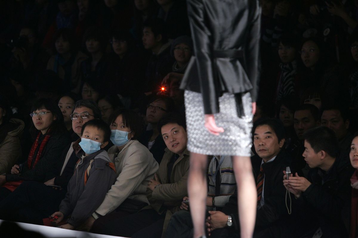 甲流反复发烧怎么办？| 专家建议及应对措施