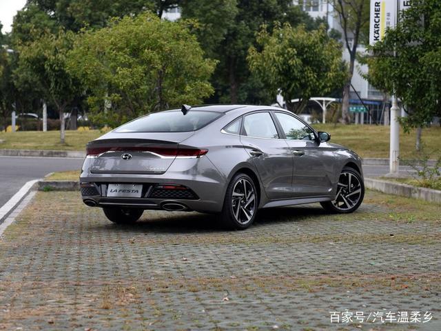 家庭首选车型:配置堪比思域,一公里油耗4毛多