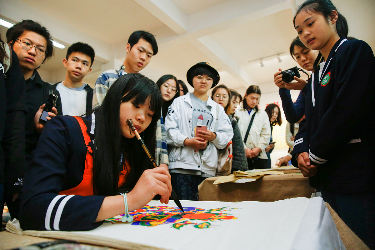 石家庄中专热门专业推荐：机电、财会、旅游、医护