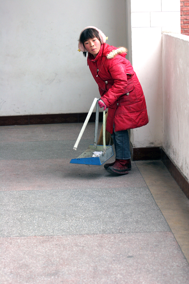 广州卫生学校2023年招生要求：学历、语言能力和身体素质更严格