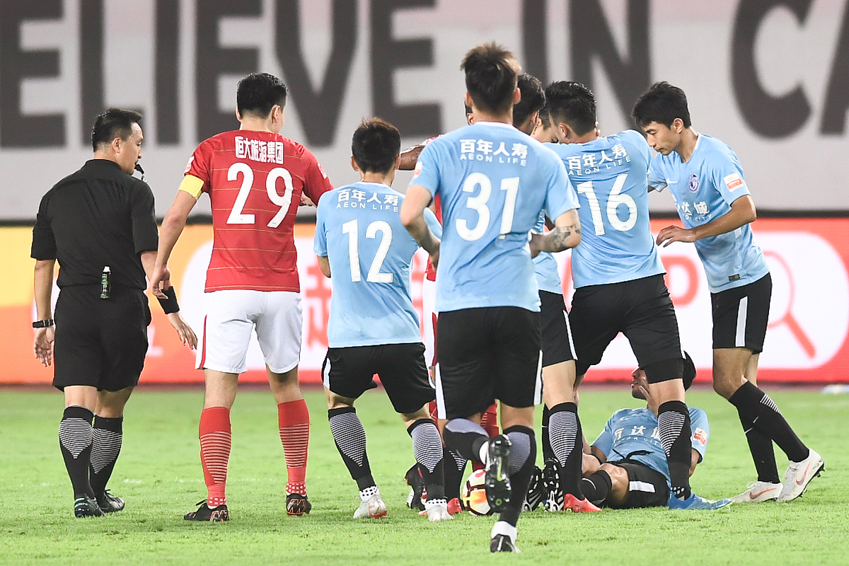 2018年9月29日,广东广州,2018中超第24轮,广州恒大淘宝vs大连一方.两