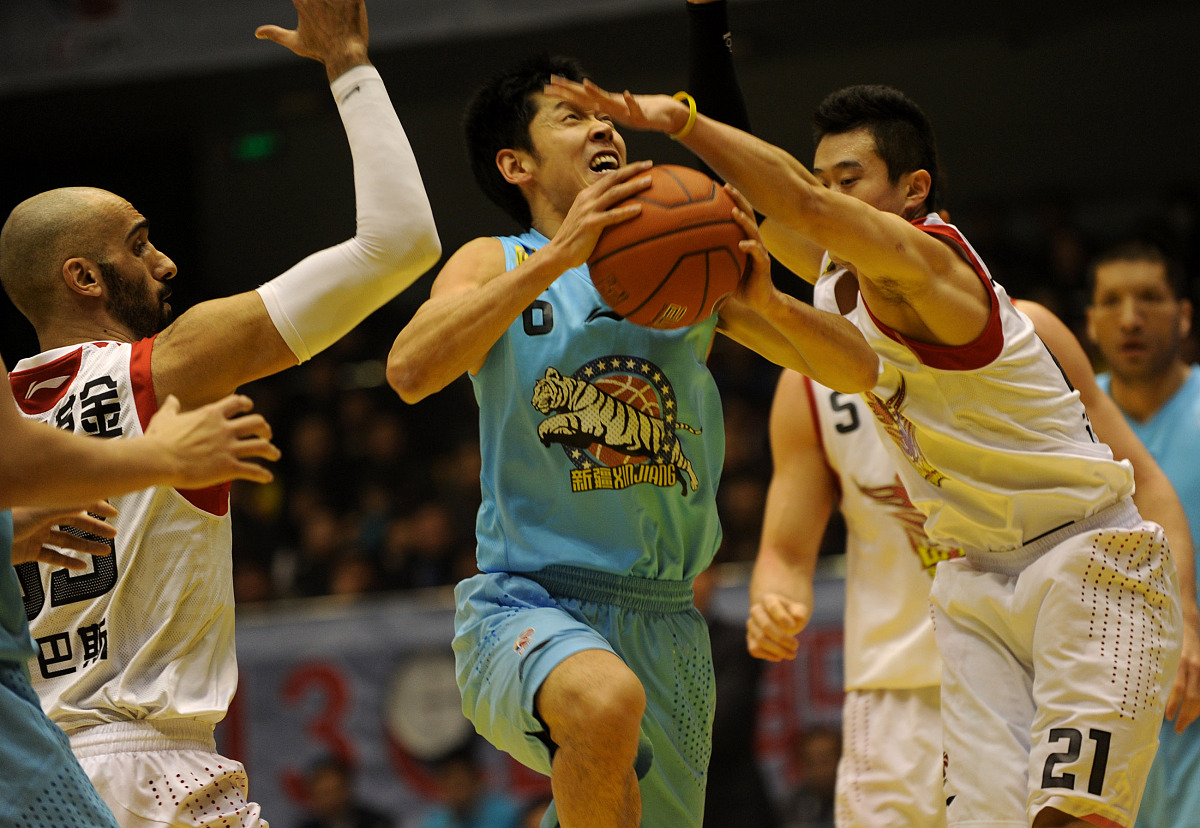 2013年1月25日,山东济南,12/13cba第27轮,山东黄金vs新疆广汇.***_***
