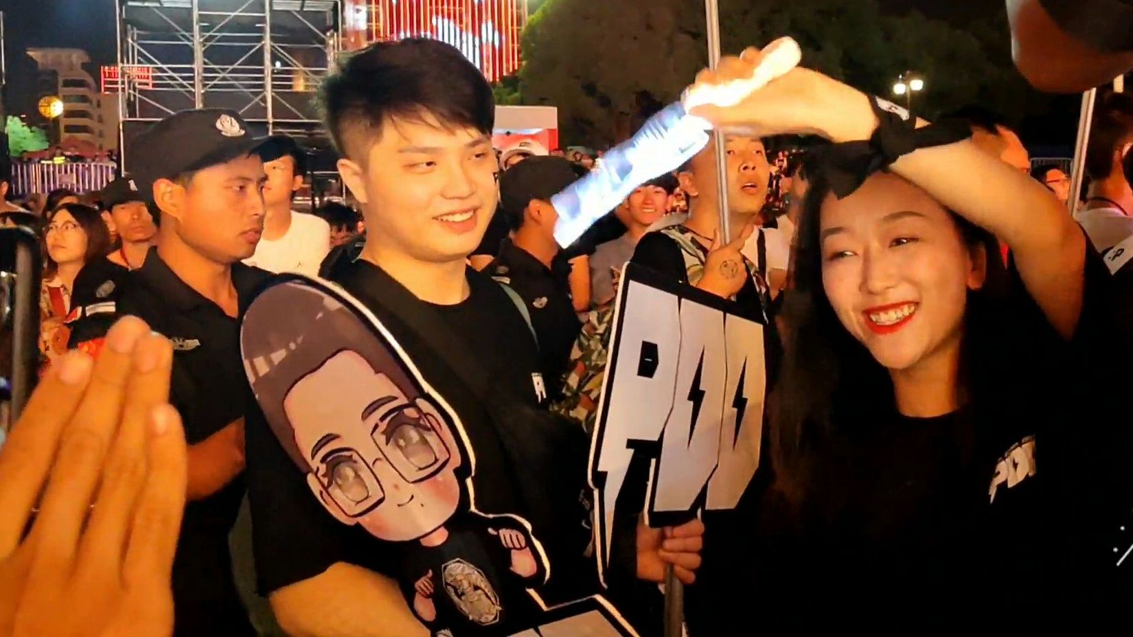 斗鱼主播PDD见面会