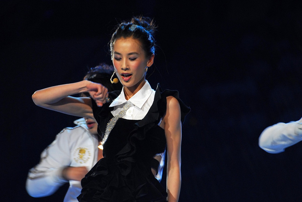 奥运倒记时200天 "奥运中国年"北京2008年奥运会歌曲宣传推广启动晚