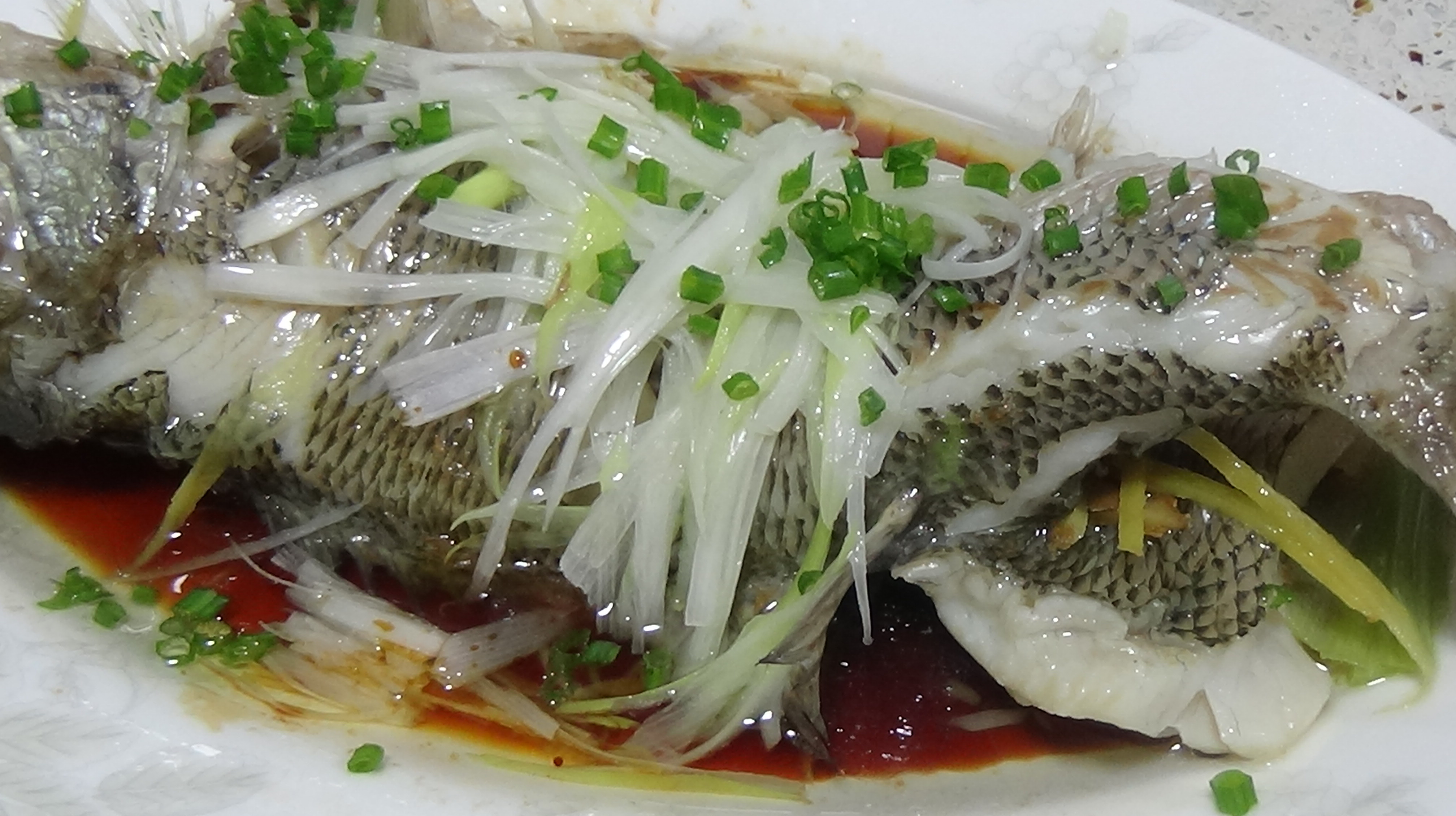 25元一斤的鲈鱼,跟着中餐厅大厨做清蒸鲈鱼,肉质鲜嫩,先收藏了