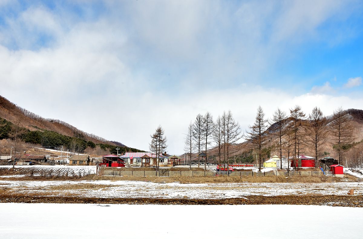 黑龙江省伊春卫生学校2023招生简章_计划