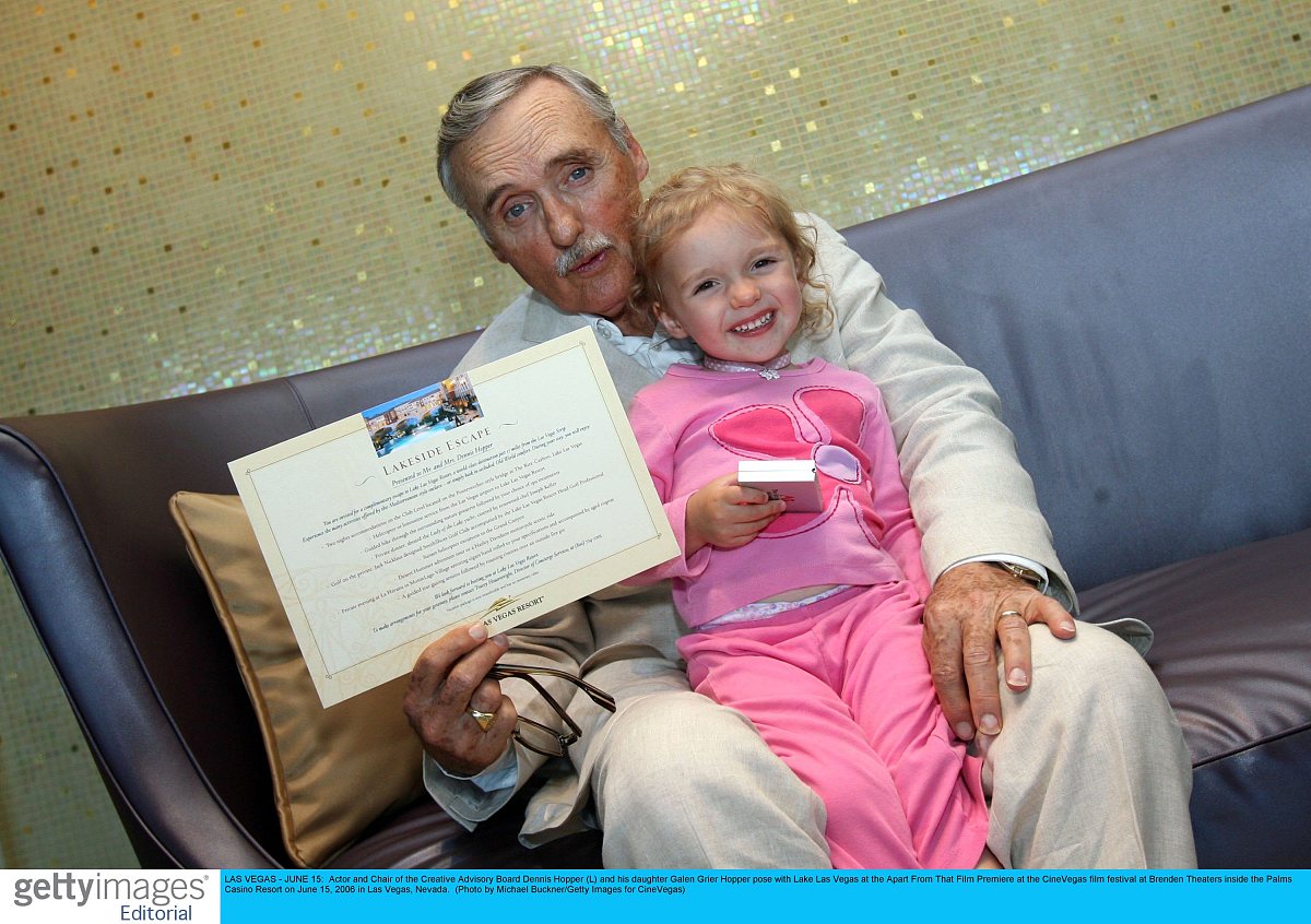 Comparing and Contrasting Themes of Perseverance in 'Mother to Son', 'A Poet to His Baby Son', and 'America'