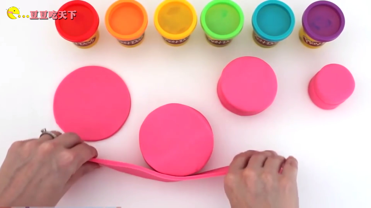 DIY手工糖果蛋糕,好玩又益智,彩虹棒棒糖才是点睛之笔