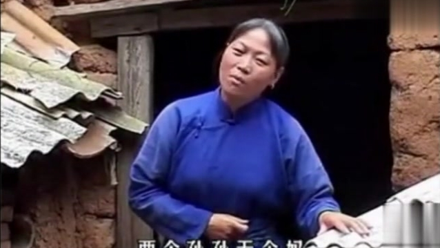 云南山歌:后妈把孩子们撵出门,只好去讨口了