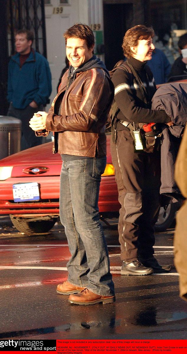 10字科幻小说：地球消失，寻找新家园