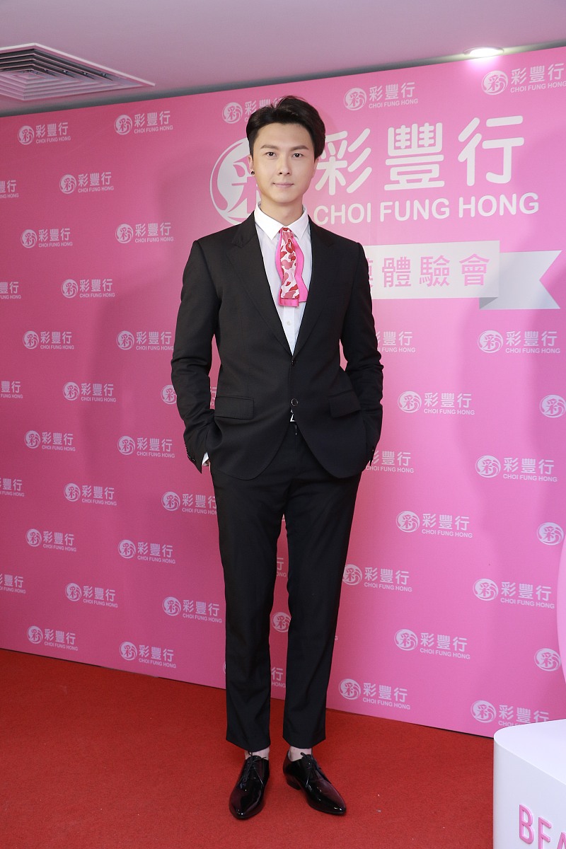 男士面试穿什么颜色西装最忌讳？