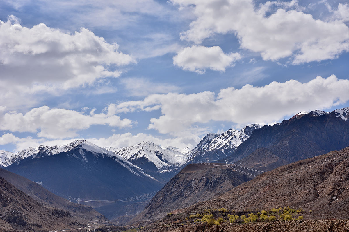 绵延不绝是什么意思？词语绵延不绝的含义及应用