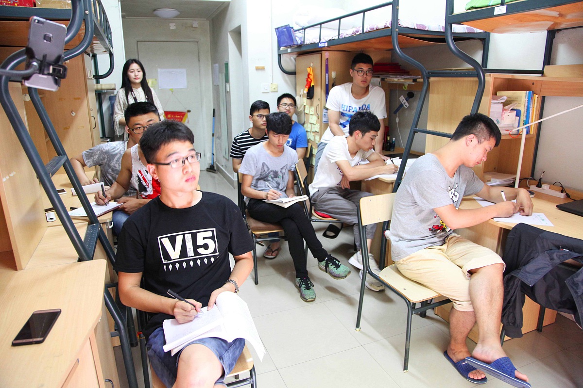 如何做好寝室长发言稿