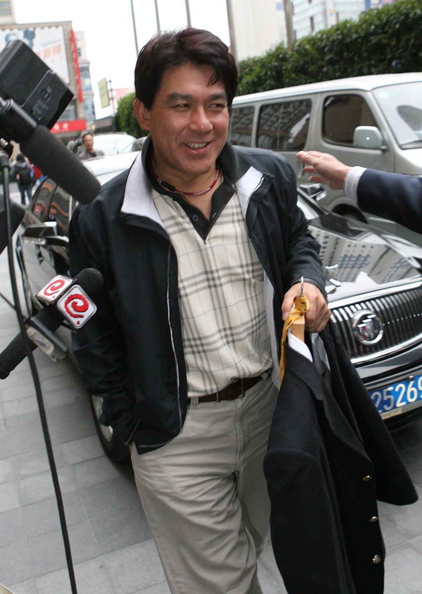 2008年4月1日,上海,王志文在上海浦东洲际汤臣大酒店举行婚礼.朱时茂+
