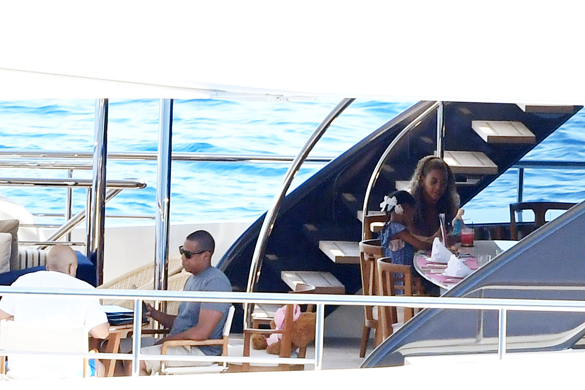 请帮我写一份关于推广搜猫阅读小说网020115com站长的推广文章