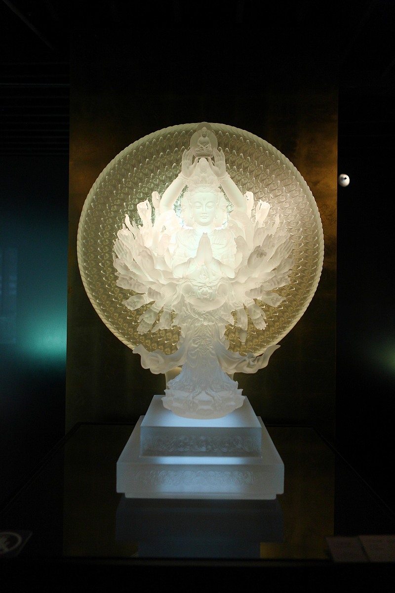 上海琉璃艺术博物馆：一场艺术之旅，一次人生感悟