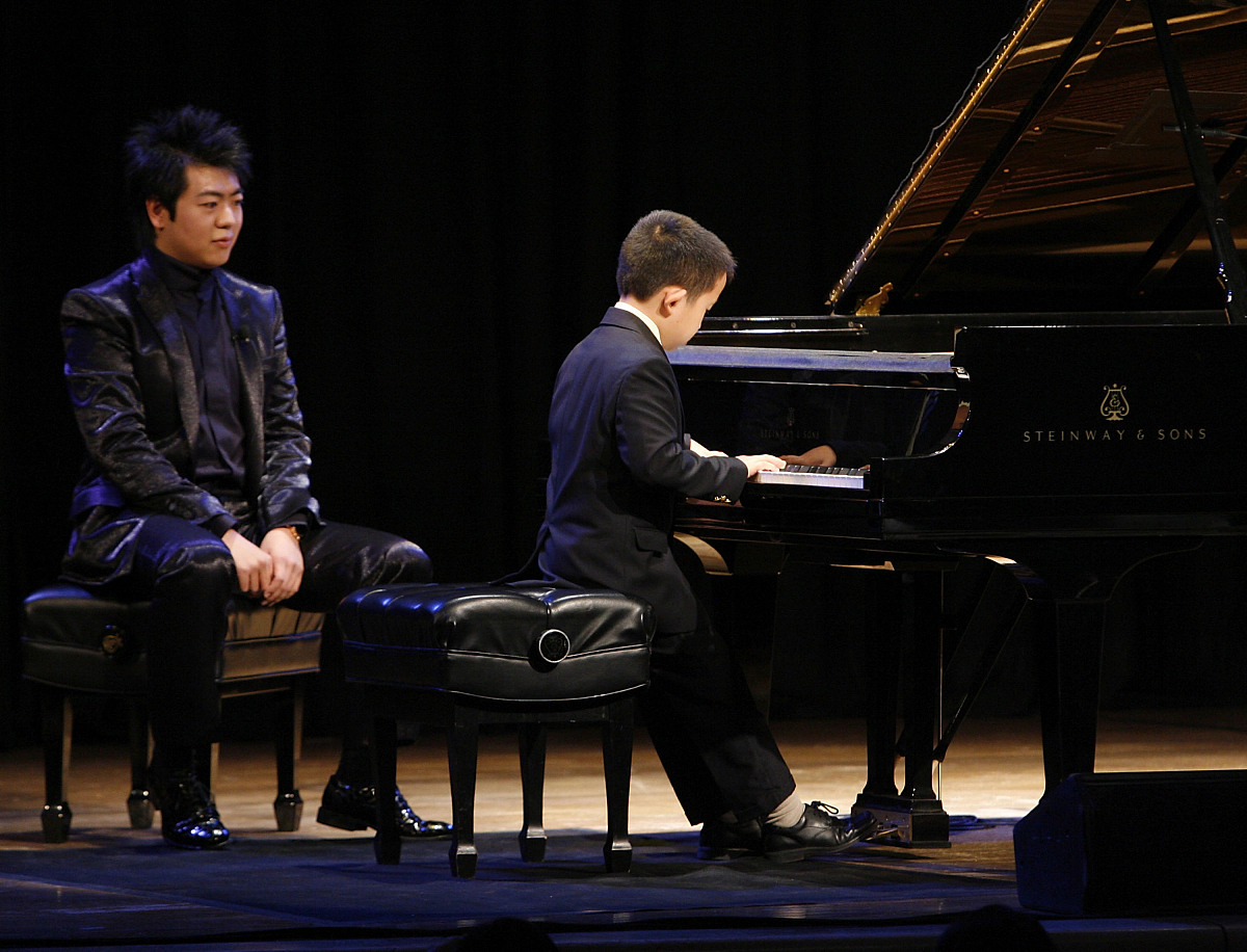 广东信息工程职业学院举办高职部国家评审奖学金会议