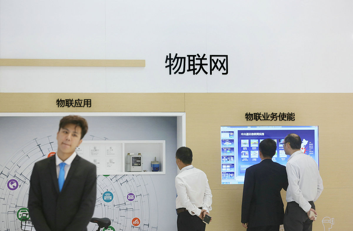 可以带到教室里给同学展示的物联网实例