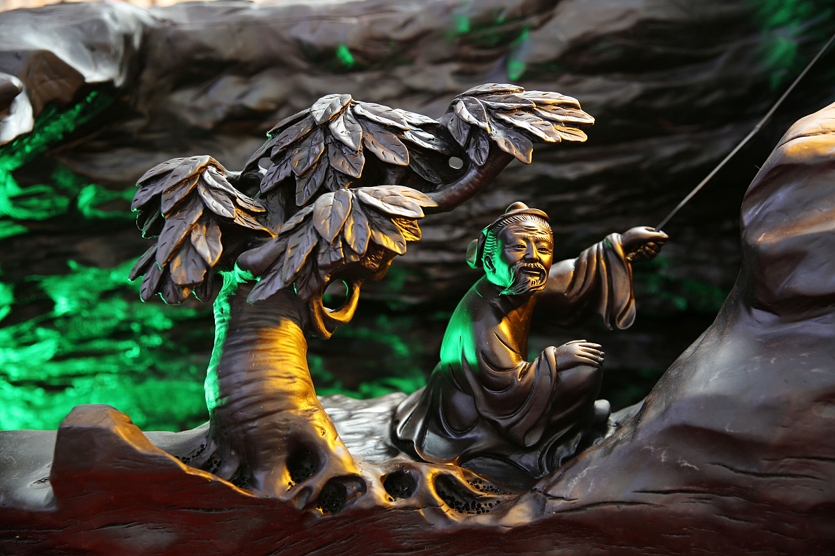 亚利姆：丛林魔君，神秘而强大的统治者