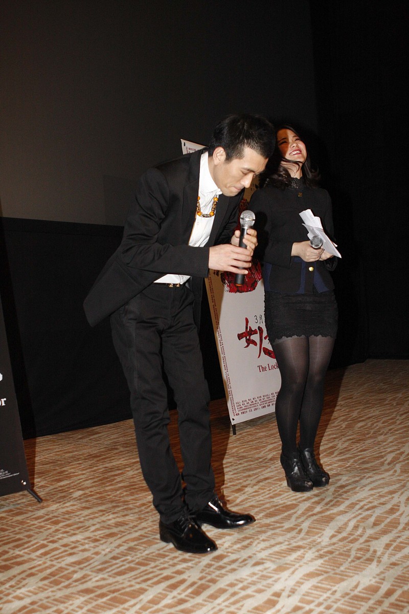 2012年3月2日,北京,电影《女人如花》首映式在北京举行.***_***杨子++