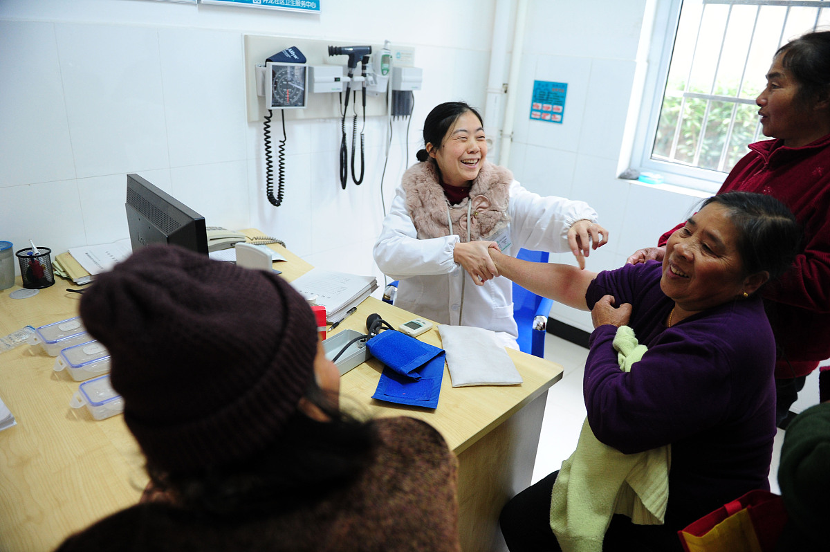 江苏丰县中等职业学校2021年新增专业：智能制造、电子商务、健康管理、社区服务