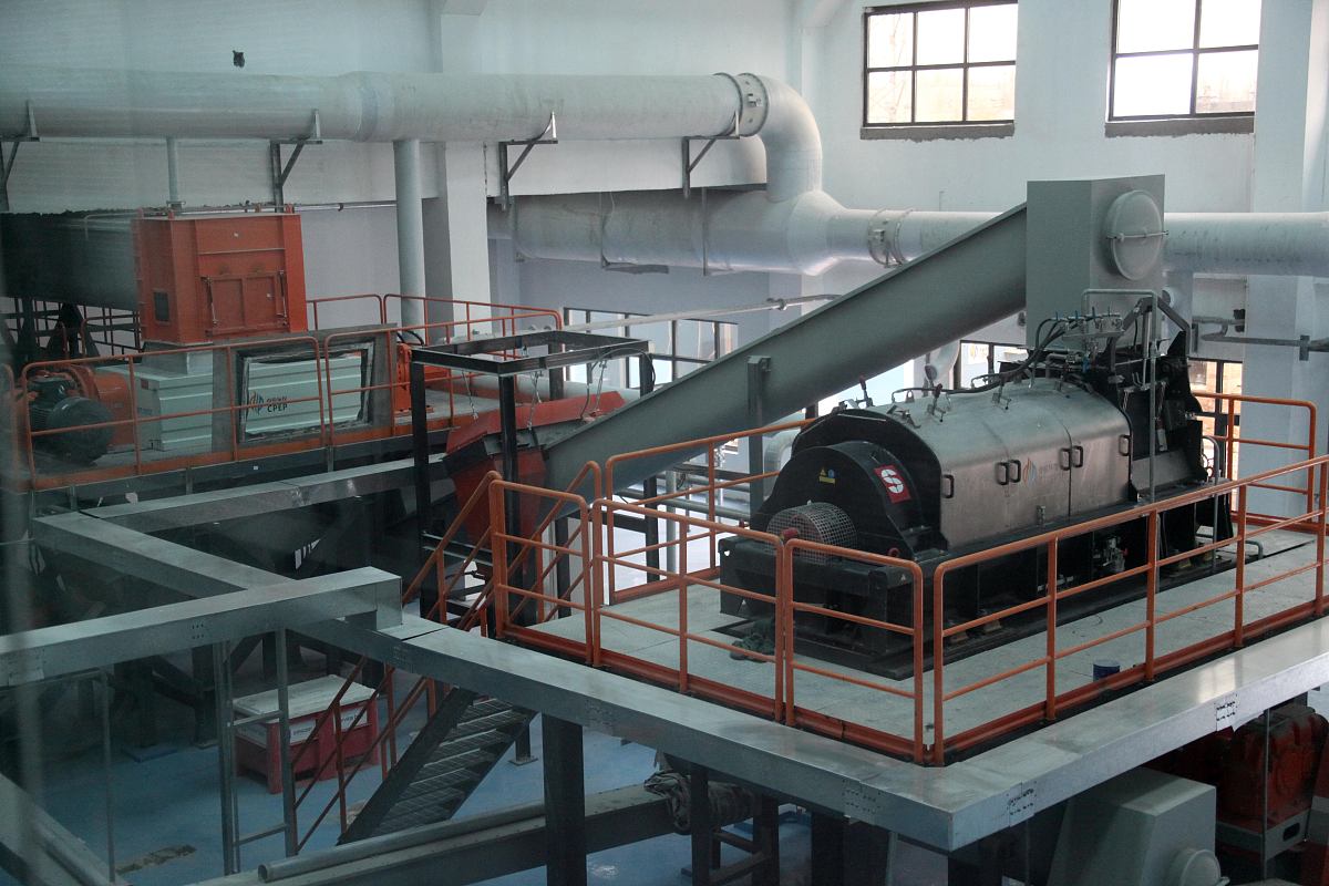 卧式炭化炉做机制炭的步骤