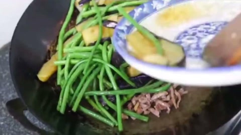 爱吃茄子豆角记得要收藏,学会这样做,挑食的孩子能吃1大碗米饭