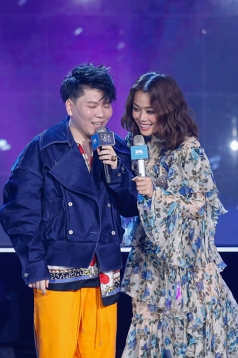 2018年10月19日,北京,容祖儿《答案之书》新歌首唱会.***_***常石磊,