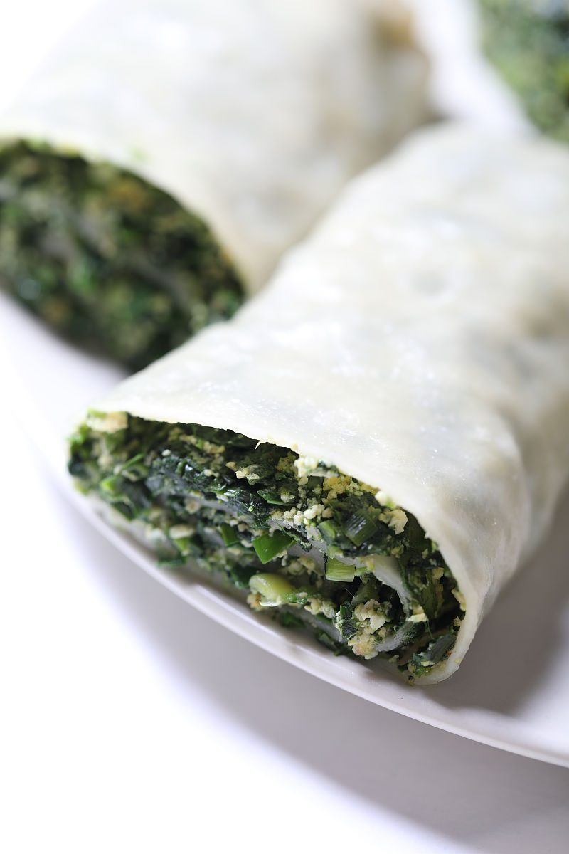 给我一个关于春笋豆干猪肉青团的300字短视频文案