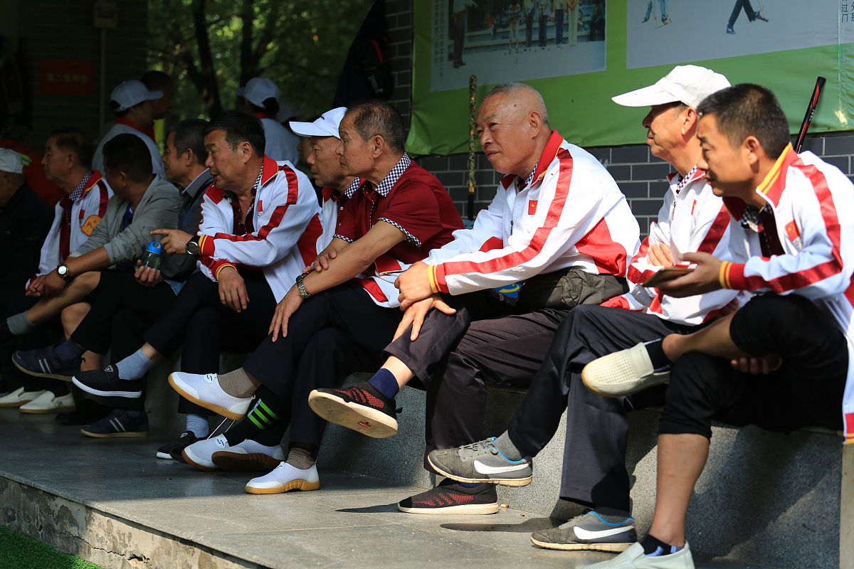 求计算机系每个学生的选课门数列出学号选课门数和选课情况其中选课情况=3为多1-2门为一般少于1门的少 请操作