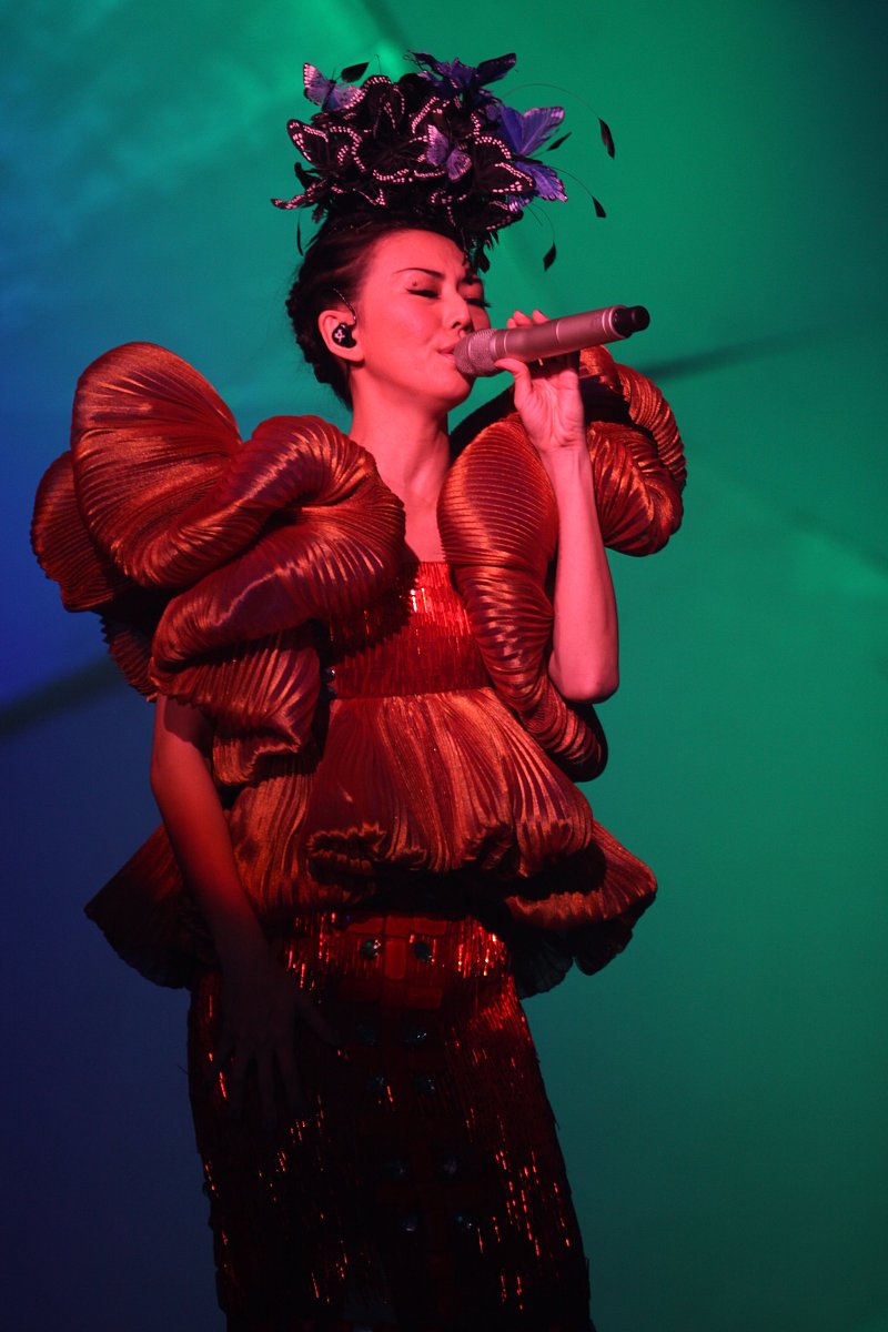 2010年2月5日,香港,孙燕姿在香港红馆举行了"<strong>答案</strong>是.