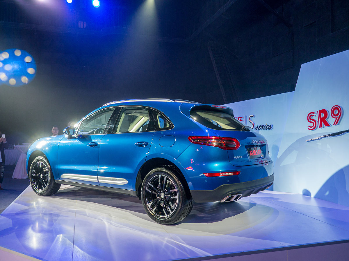 请帮我写1篇650字的博客文章主题是：手动挡和自动挡哪个好