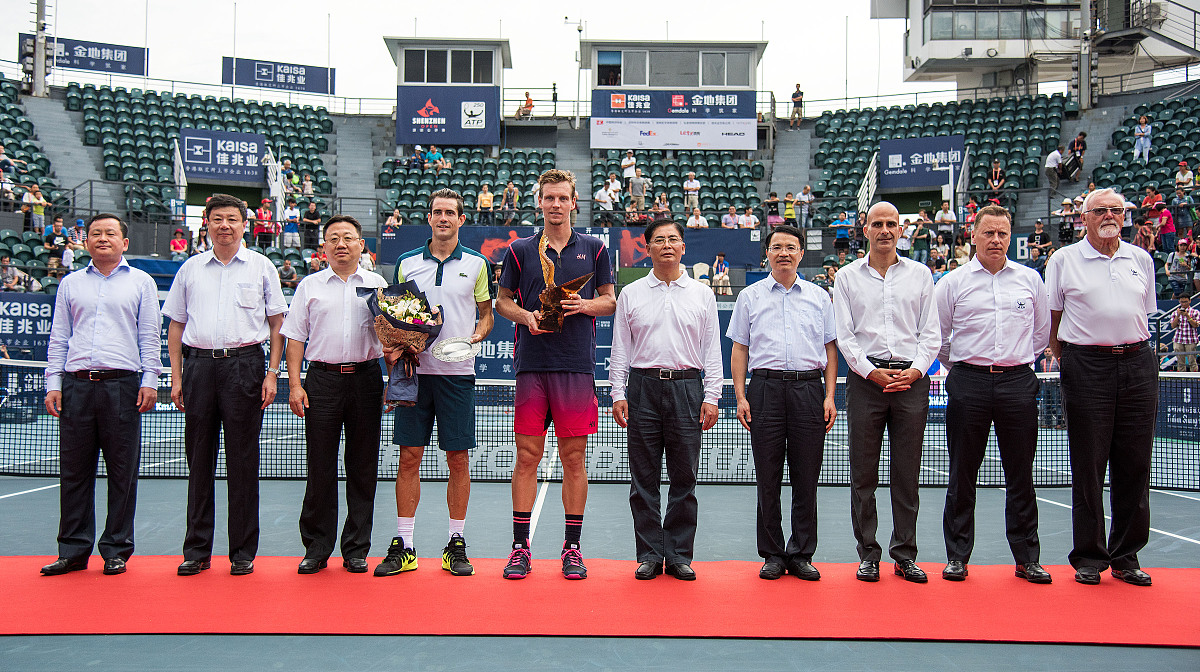 深圳联建郑克松出生于哪里回答＋拓展。