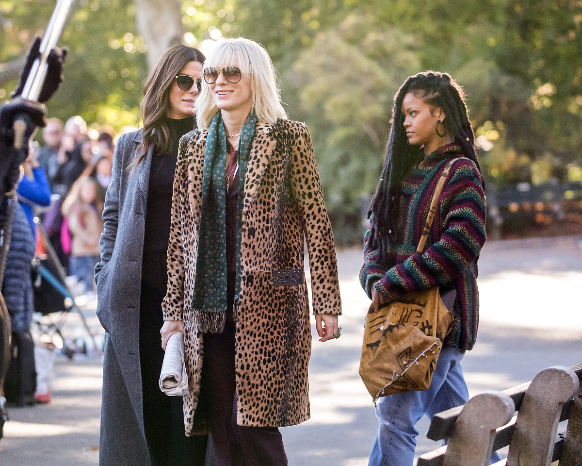 探究电影中的政治和经济背景对影片的影响