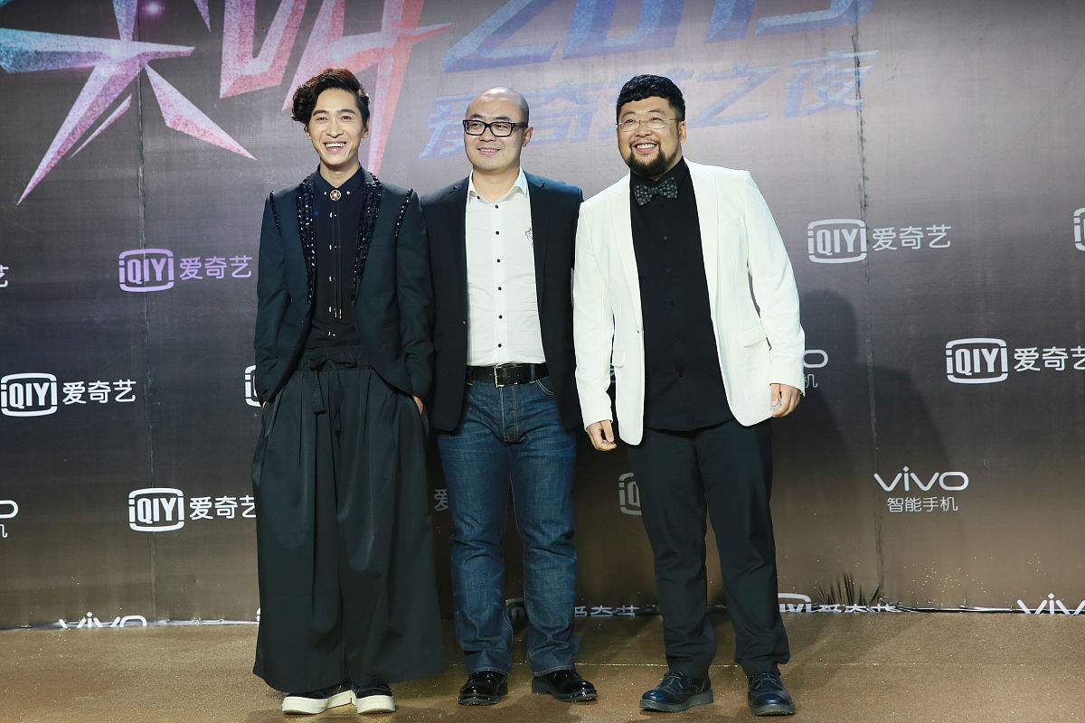 《保你平安》电影:大鹏执导,喜剧与现实交织,值得一看! 《保你平安》电影:大鹏执导,喜剧与现实交织,值得一看!