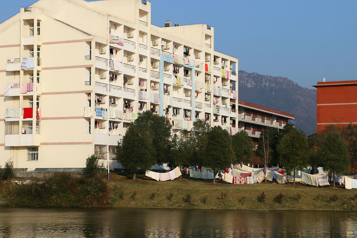 川南幼儿师范高等专科学校定点帮扶深度贫困盐源县正式启动