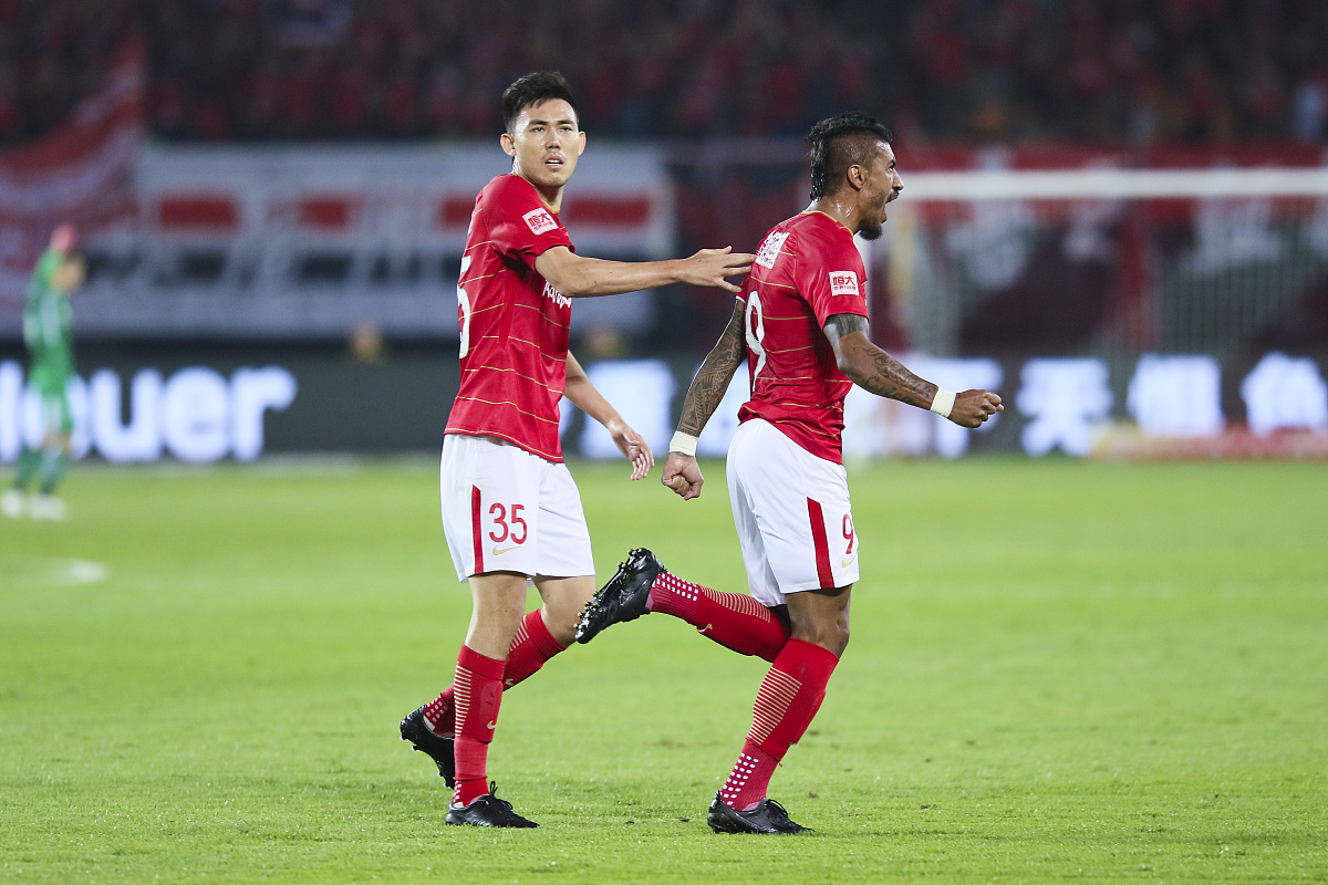 2018中超第28轮:广州恒大淘宝4-5上海上港