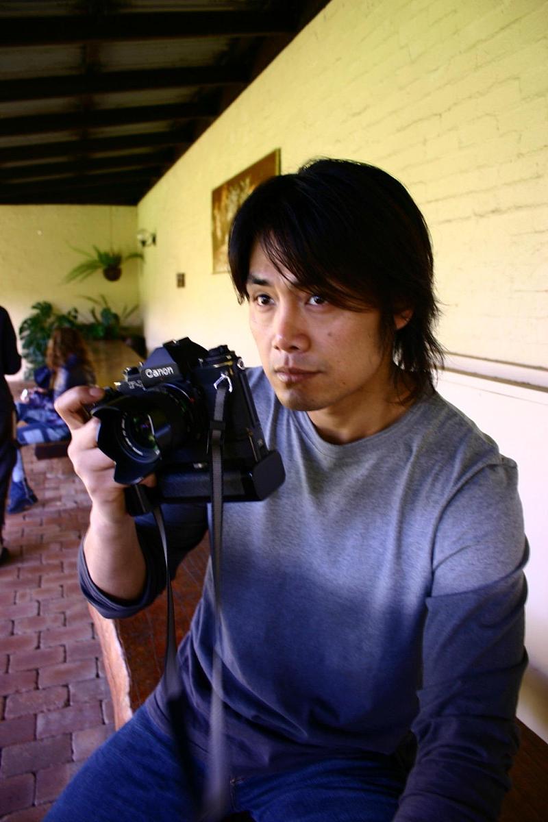 2004年5月19日上午,参加"澳大利亚时尚行"报道人员抵达西澳大利亚风景