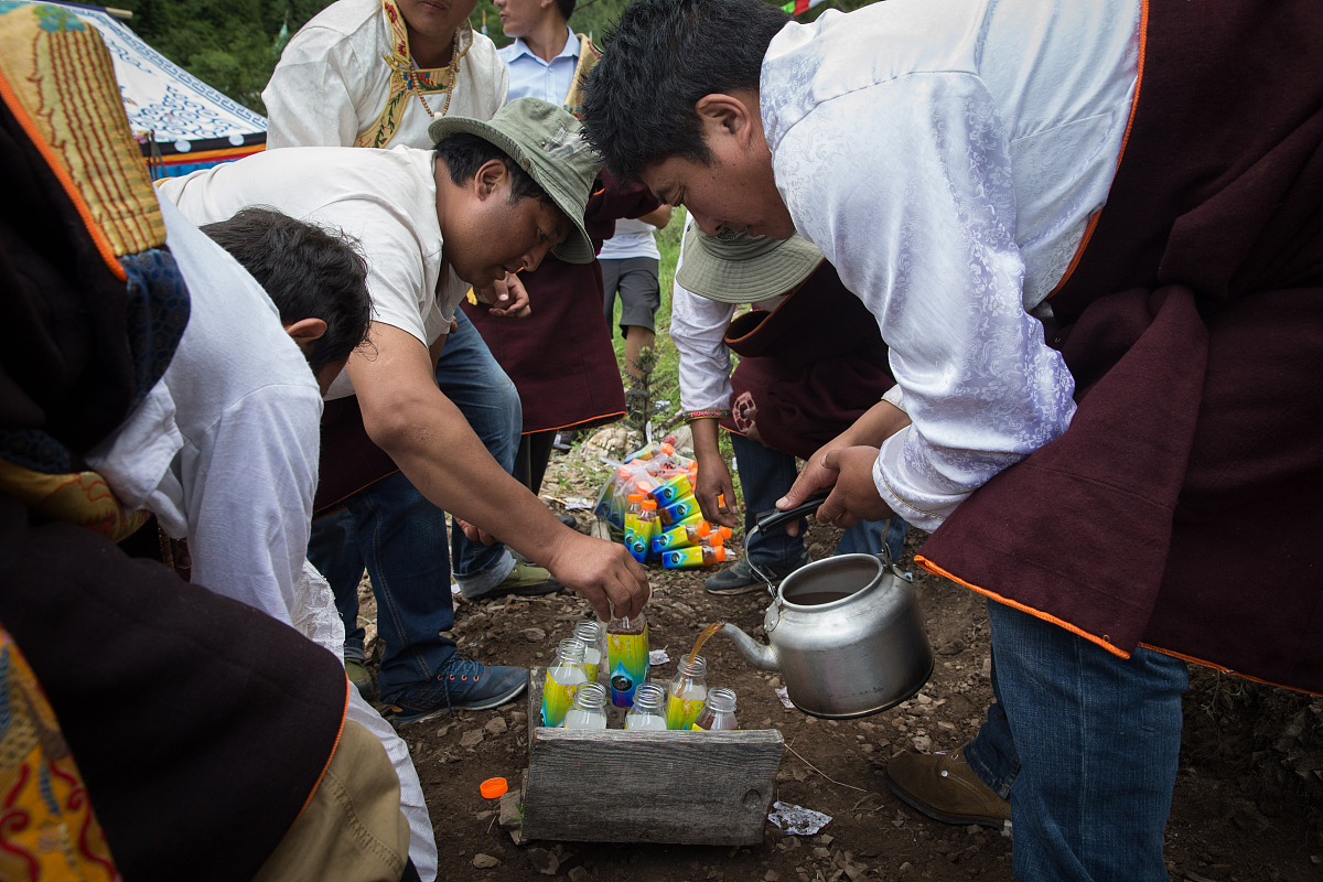 异世界药水配方大全：恢复、强化、隐身、火焰、冰霜、治愈、变身