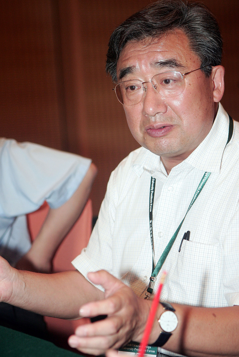 贵州中医学院周汉华教授：中医学的传承与探索